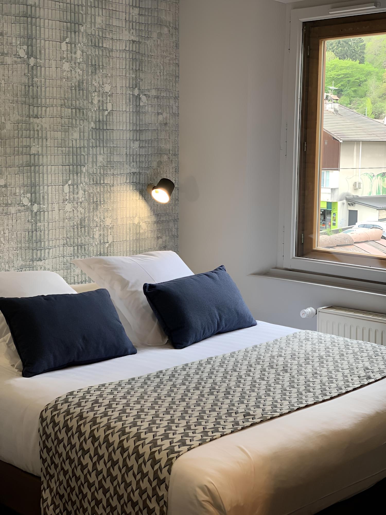 Superior Double Room (Forest) photo 2