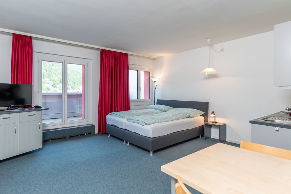 Twin Room, Balcony (2 Adults) photo 1