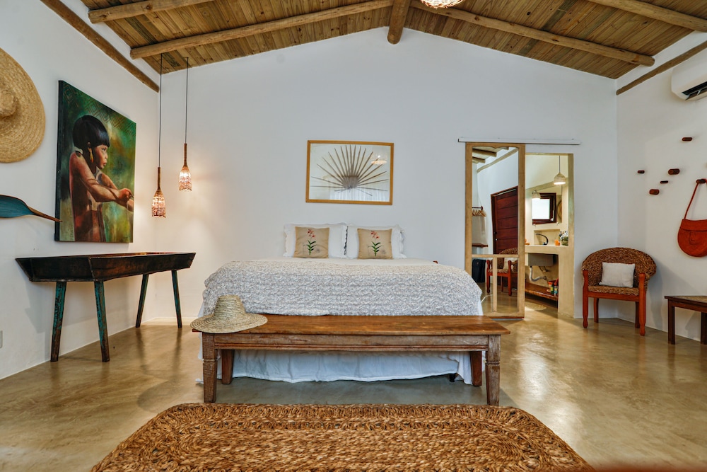Exclusive Bungalow, 1 King Bed, Garden View, Garden Area