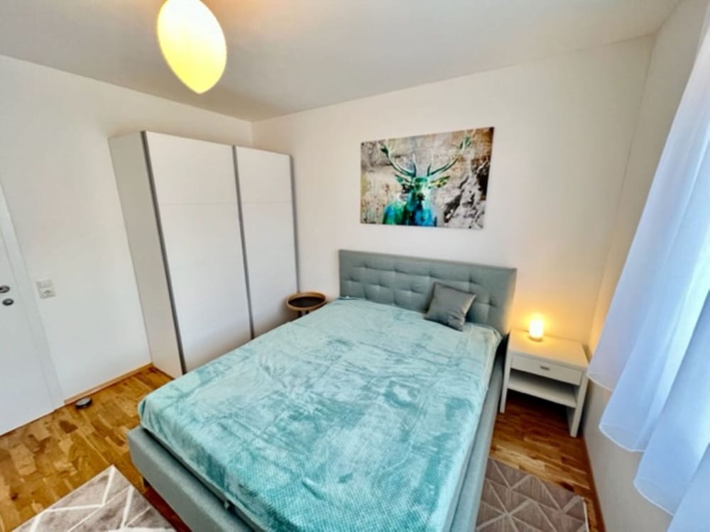 Apartment photo 3