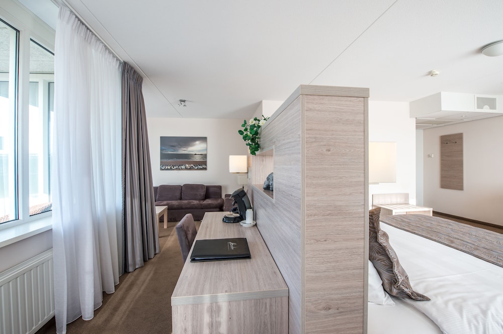 Studio Suite photo 2