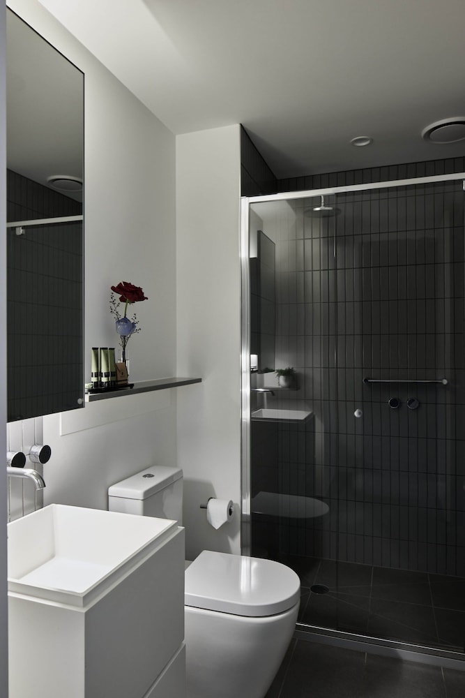 Deluxe Apartment, 1 Bedroom (Weekly Housekeeping) - Photo 2