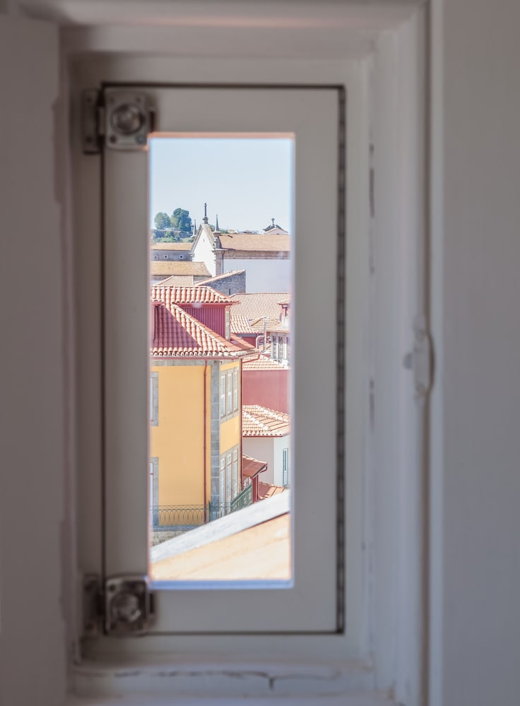 Suite, River View thumbnail 5