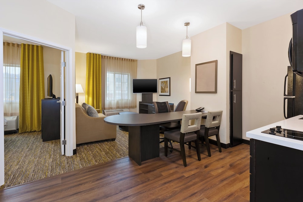 Room, 1 Bedroom, Accessible (Communications) - Photo 7