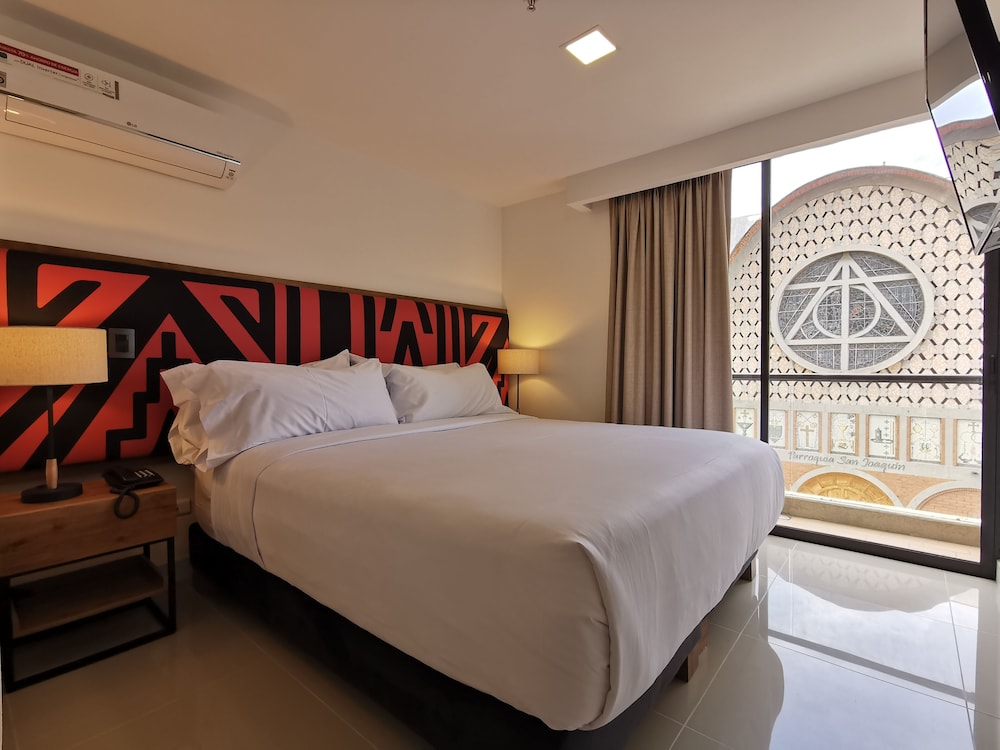 Standard Studio photo 1