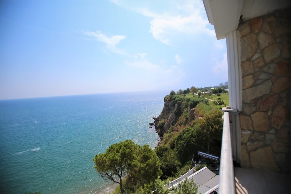 Standard Double or Twin Room, Sea View - Photo 10