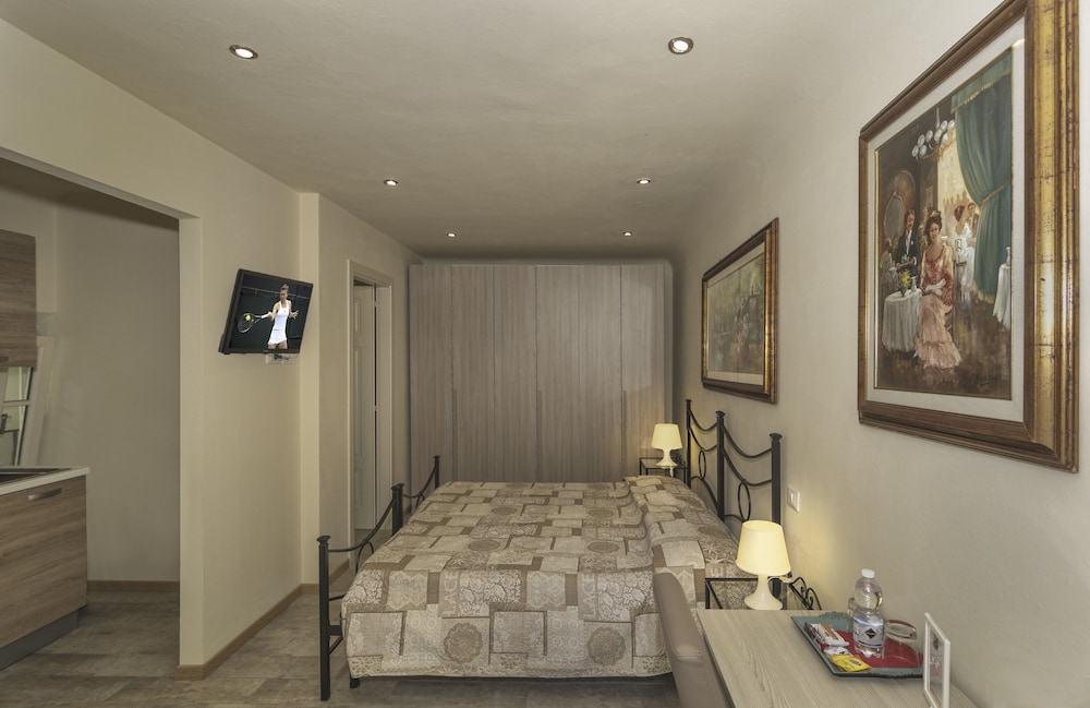 Comfort Double or Twin Room, Kitchenette photo 1