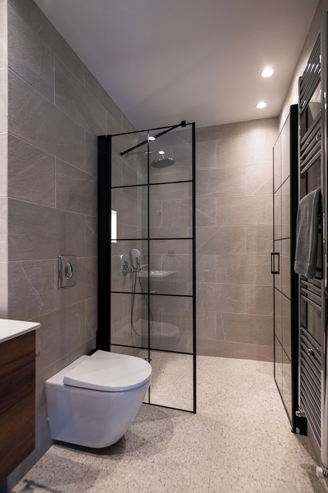 Executive Suite photo 2