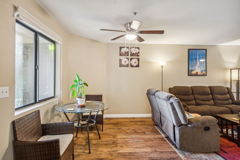 Condo, 1 Bedroom photo 3