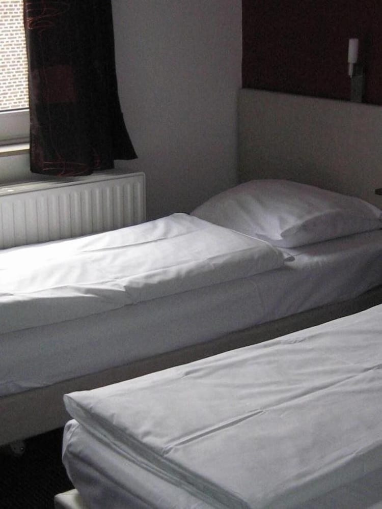 Twin Room photo 1