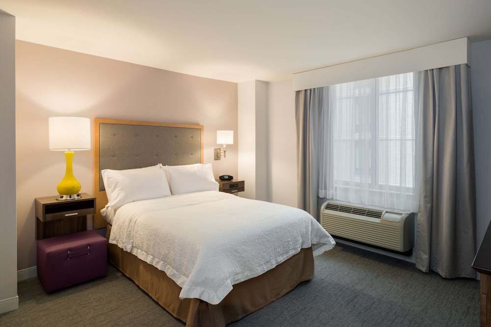 Room, Accessible, Non Smoking (Roll-in Shower)
