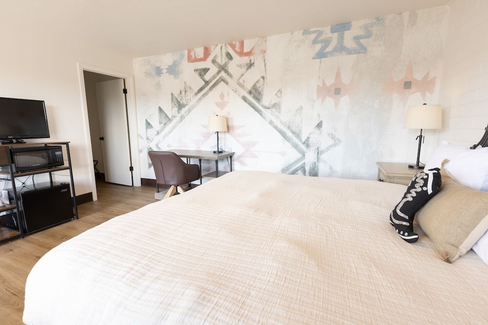 Basic Double Room photo 2