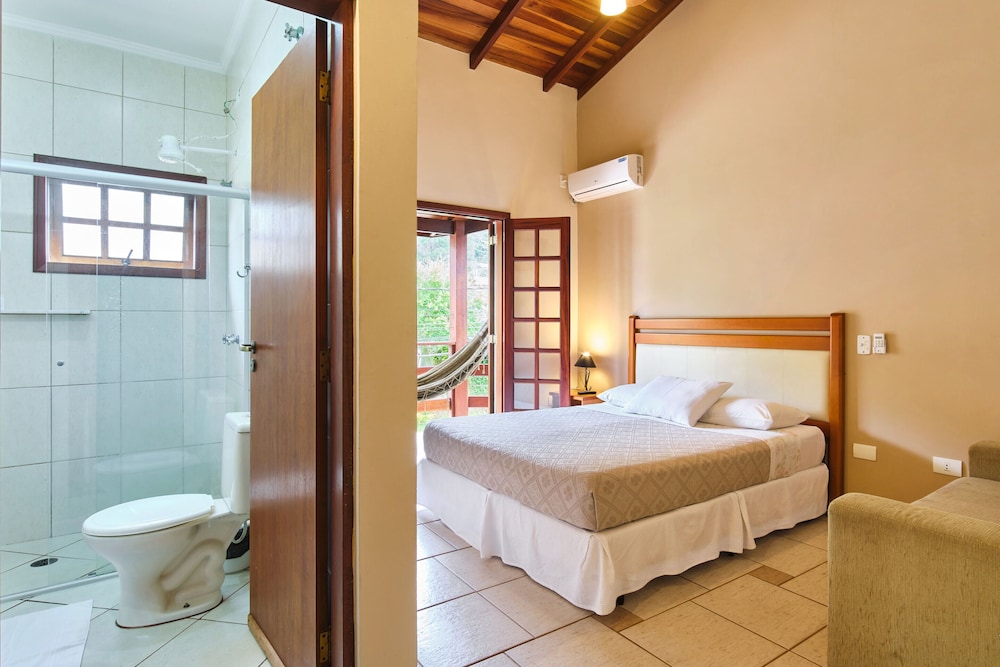 Economy Double Room photo 2