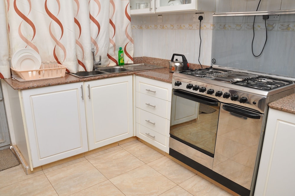 Luxury Apartment, 2 Bedrooms, Ensuite photo 2