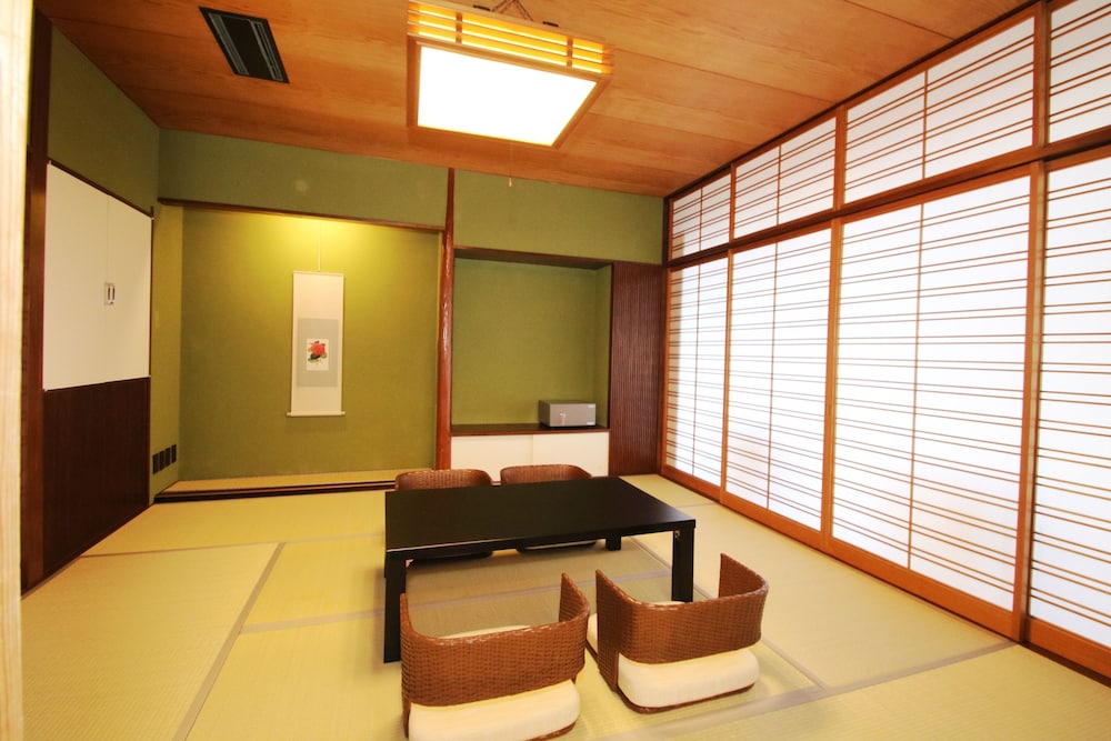 Ocean View Japanese & Western Mixed Room, Italian Dinner, Non Smoking(Adventure World ticket) photo 3