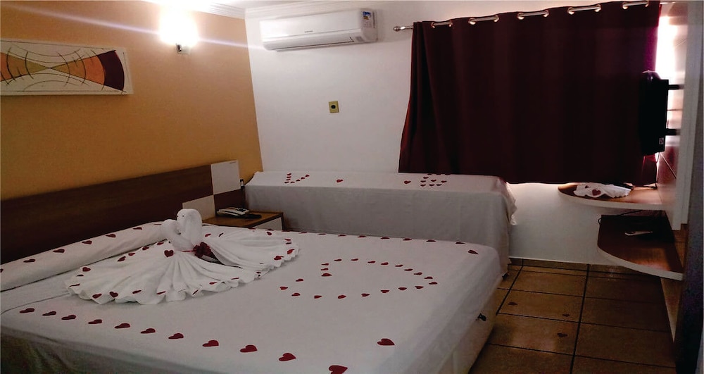 Apto 113 Terreo, Cozinha Completa, Cama Queen C/ Box, Sofa Cama E Roupa De Cama