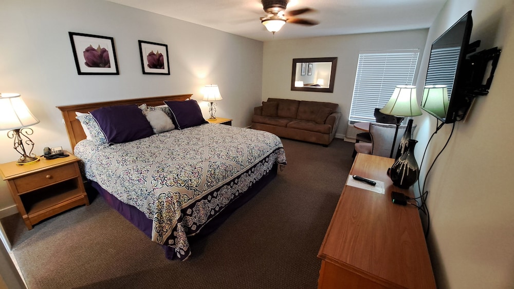 King Room 215