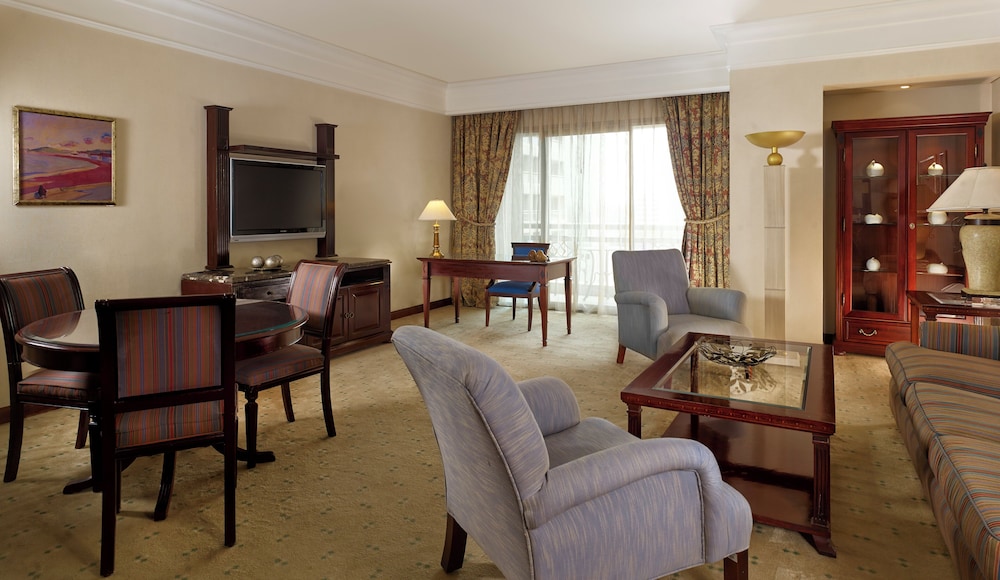 Suite, 2 Bedrooms, Smoking (Residence, Dining)