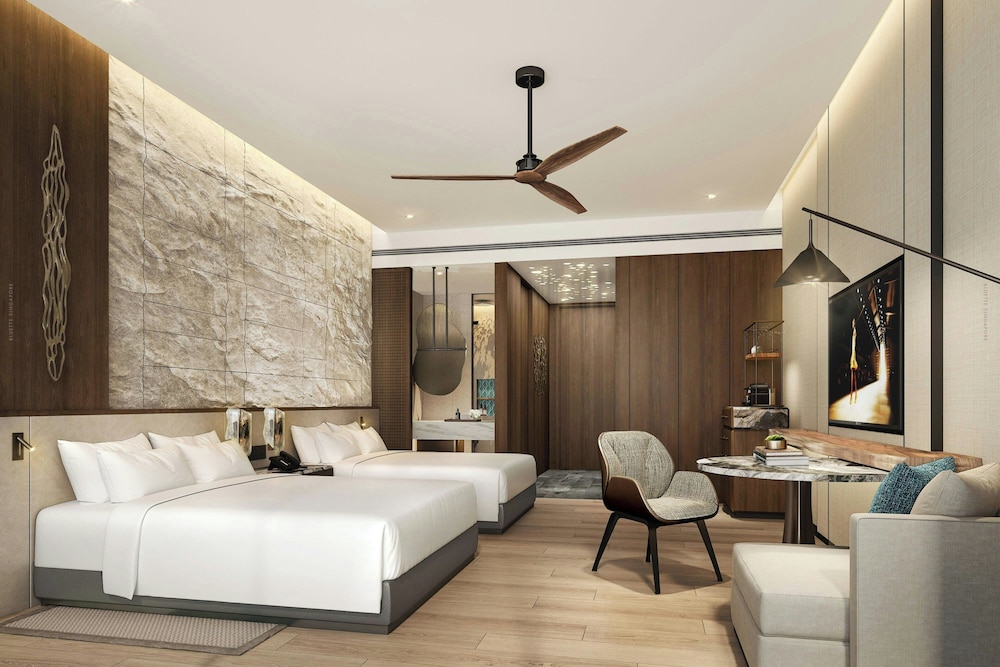 Deluxe Room, 2 Twin Beds, Ocean View (Balcony)