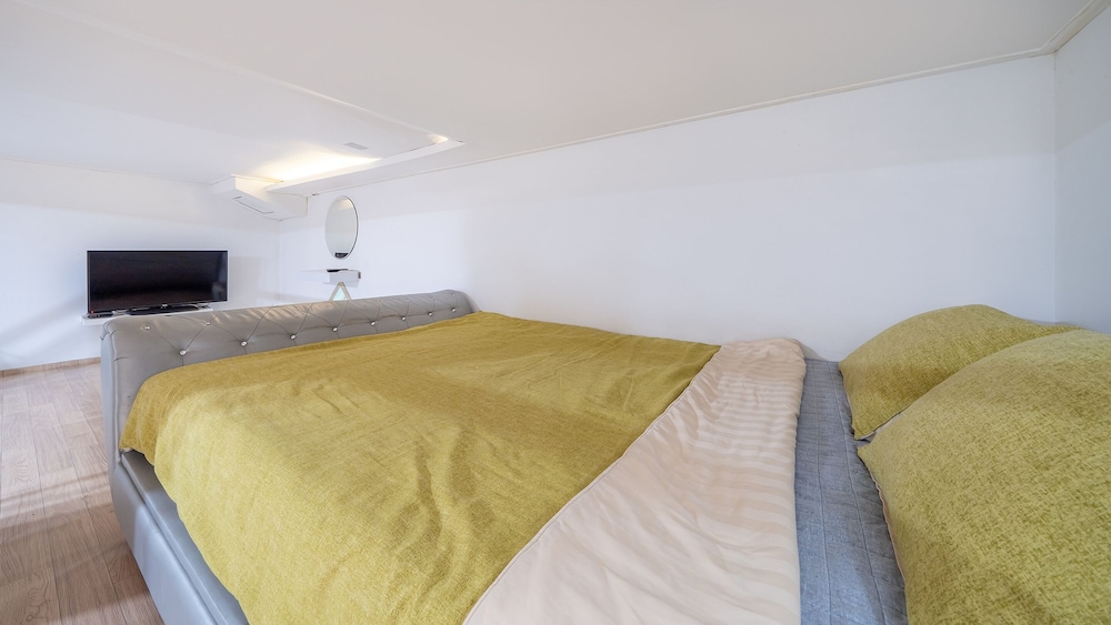 Basic Room, 1 Bedroom (A 102(spa,No Pets Allowed)) - Photo 5
