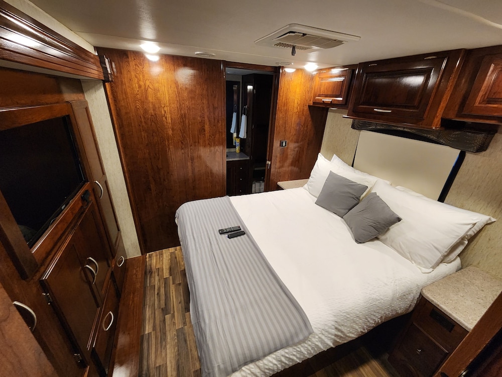 Economy Mobile Home photo 1
