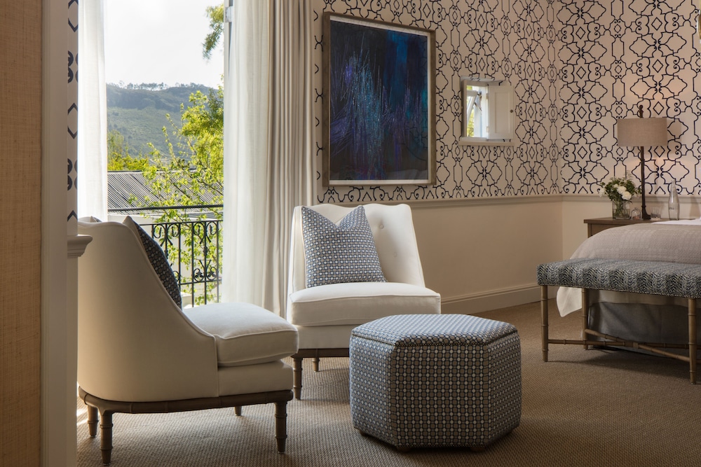 Superior Suite (Four Quarters)