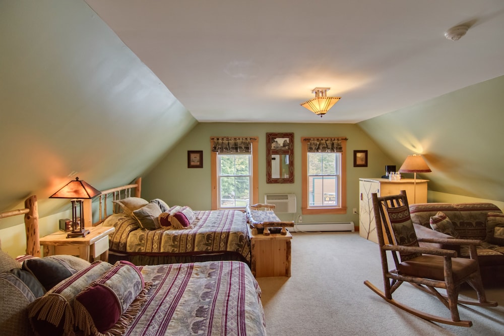 Classic Room, 2 Queen Beds