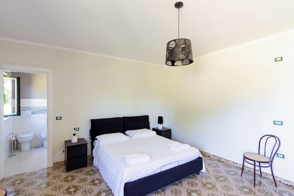 House, 2 Bedrooms, Private Pool photo 3