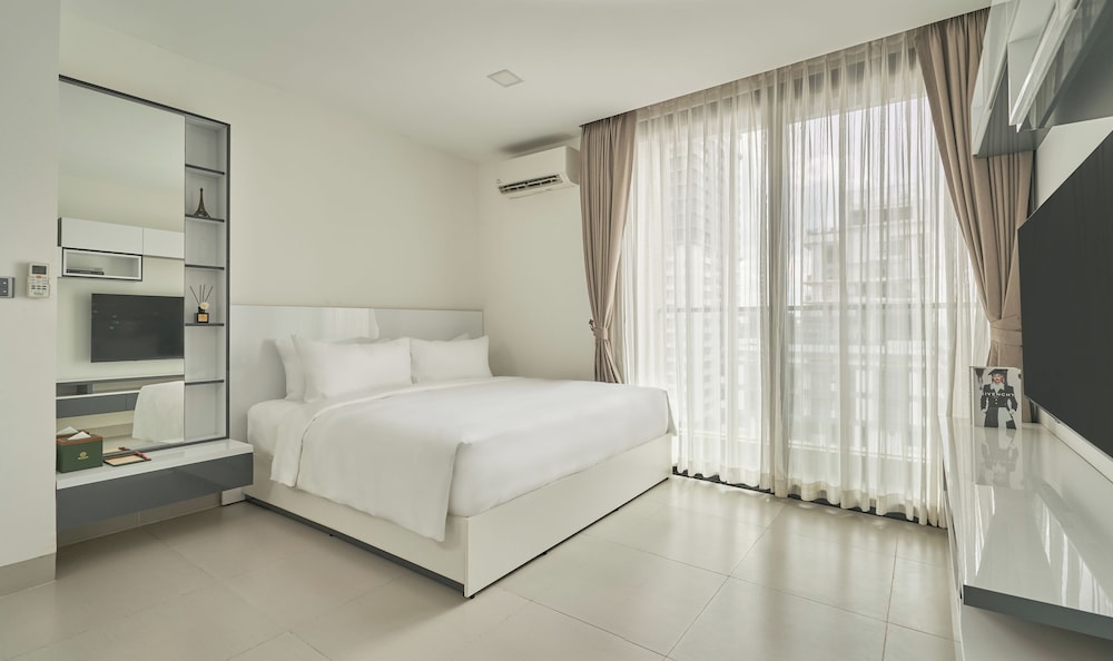 Apartment, 1 Bedroom, City View - Photo 2