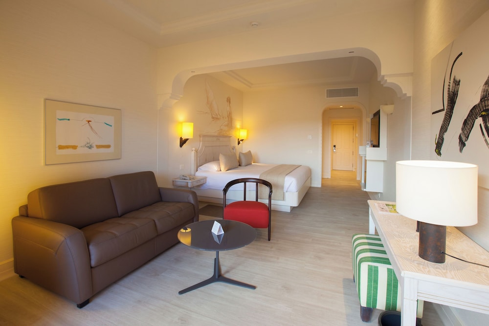Standard Double Room, Terrace, Garden View - Photo 2