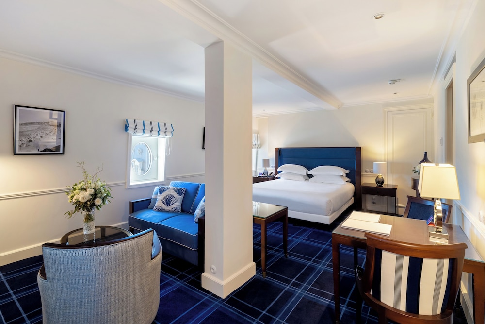 Junior Suite, 1 King Bed (Cruise Liner Collection)