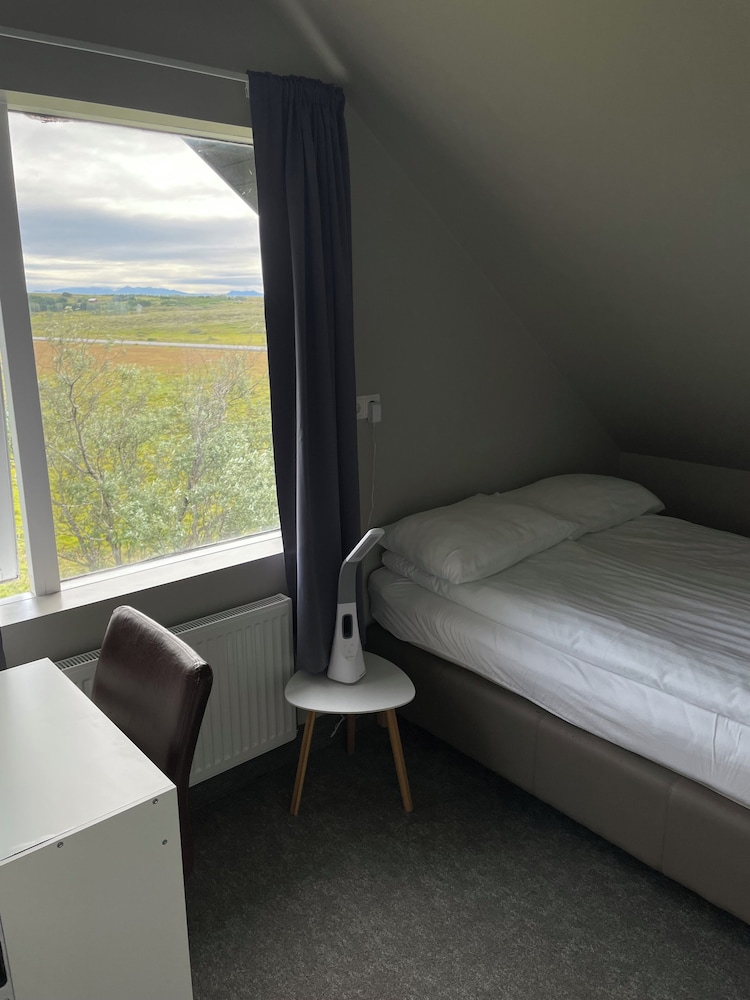 Economy Double Room, Shared Bathroom photo 2