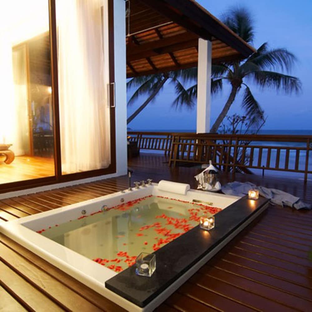 Suite (Paradise Thai Or Modern Style) photo 3
