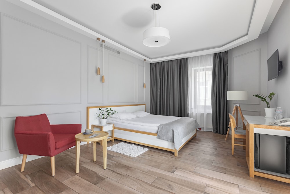 Junior Room, 1 Queen Bed, Balcony photo 3