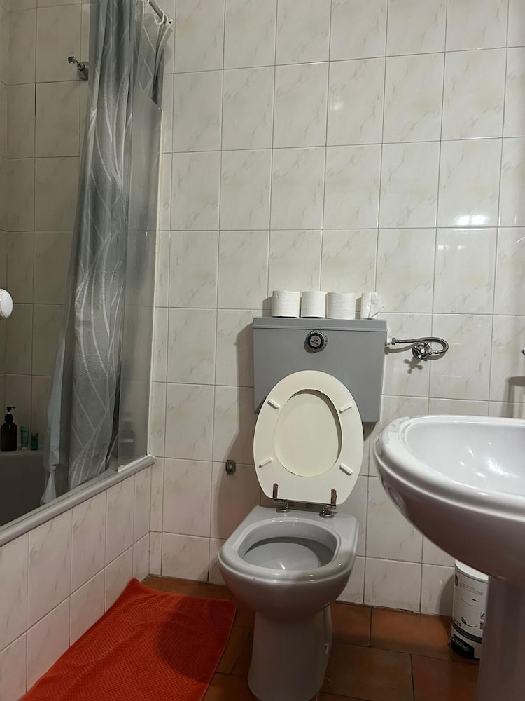 Basic Triple Room (SUITE 11) photo 2