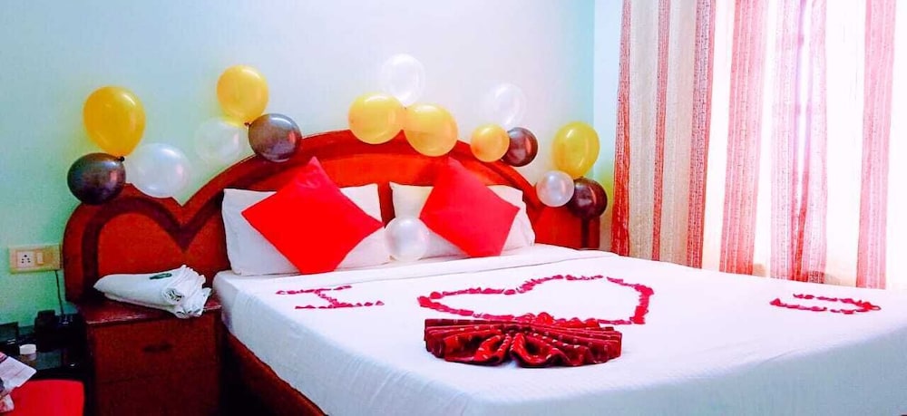 Standard Double Room, 1 Queen Bed, Smoking photo 2