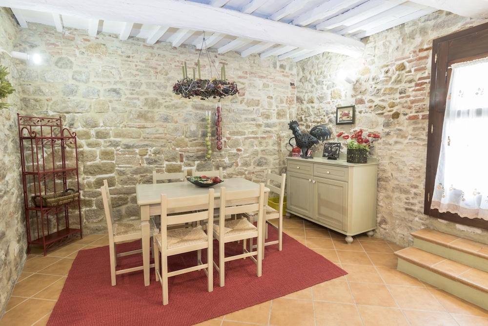 Romantic Suite, 1 Queen Bed, Kitchen, Courtyard View (Torchio) photo 2