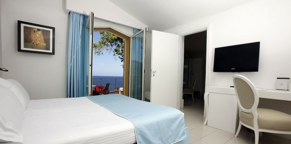 Small Villa - Photo 4