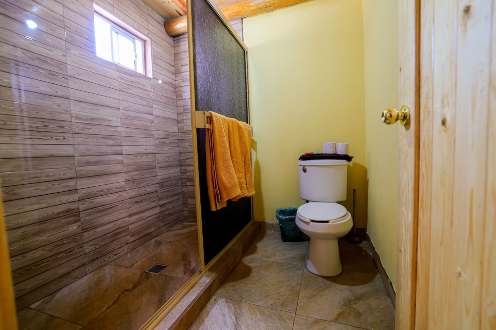 Cabin, 2 Bedrooms, Non Smoking photo 3
