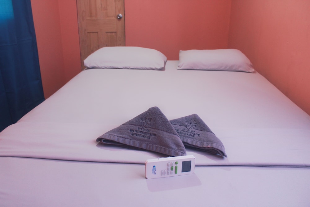 Deluxe Double Room, 1 King Bed photo 2