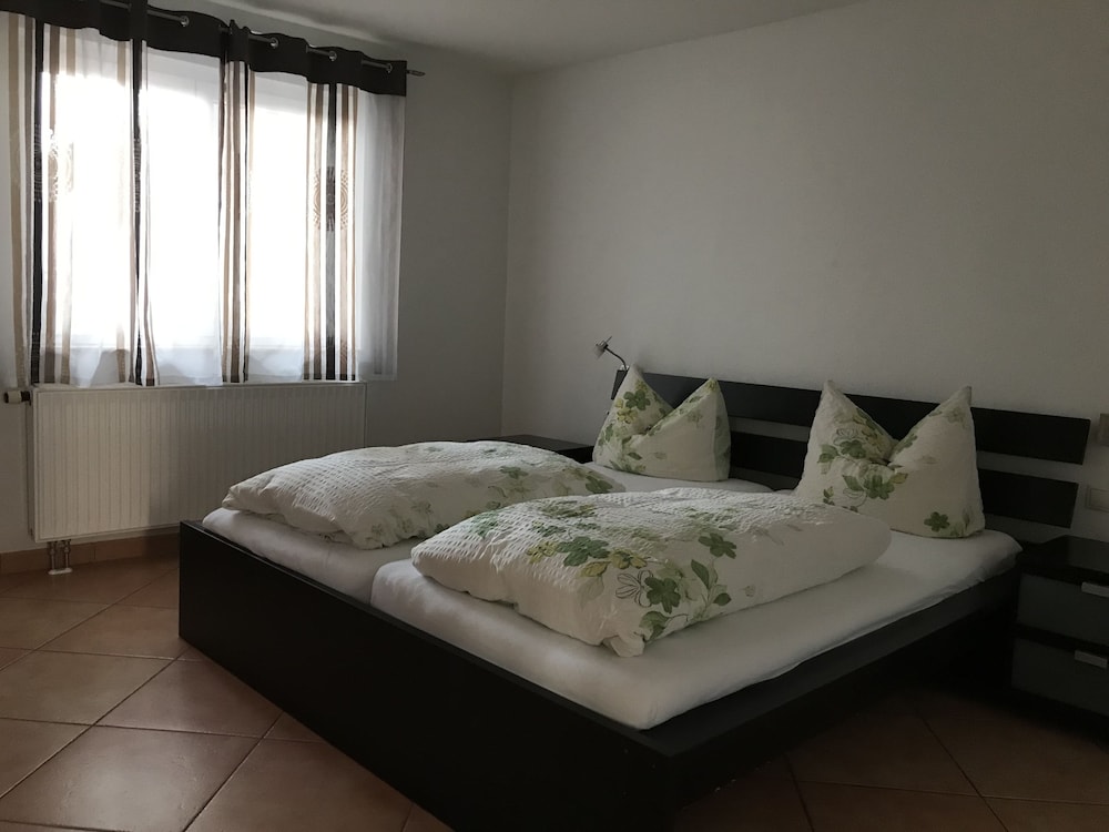 Apartment (FeWo 3) photo 2