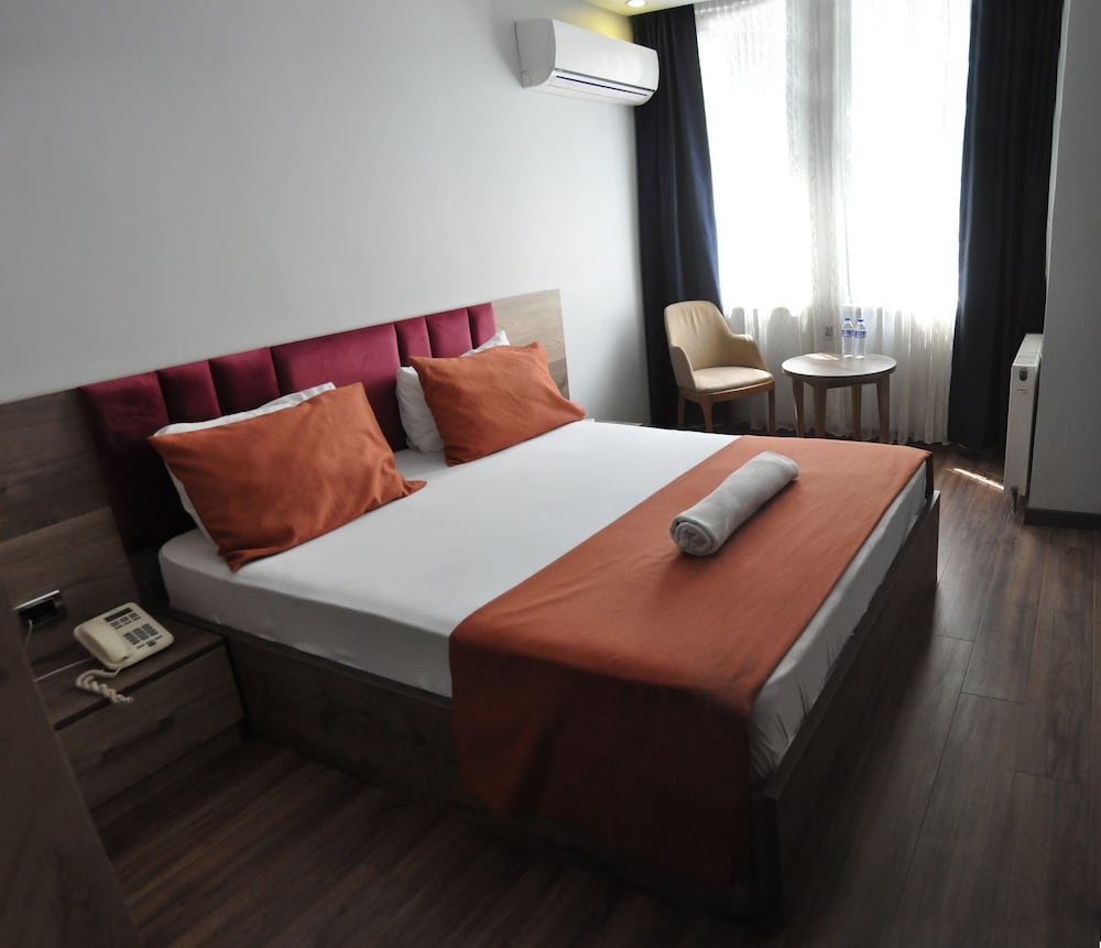 Double or Twin Room photo 1