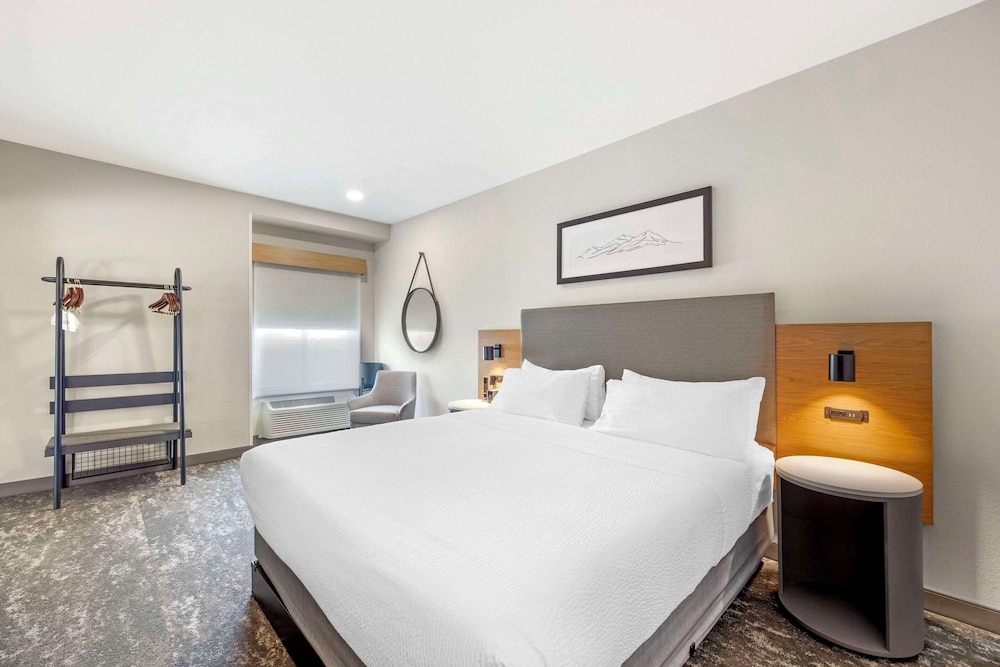 Suite, Multiple Beds, Non Smoking photo 1