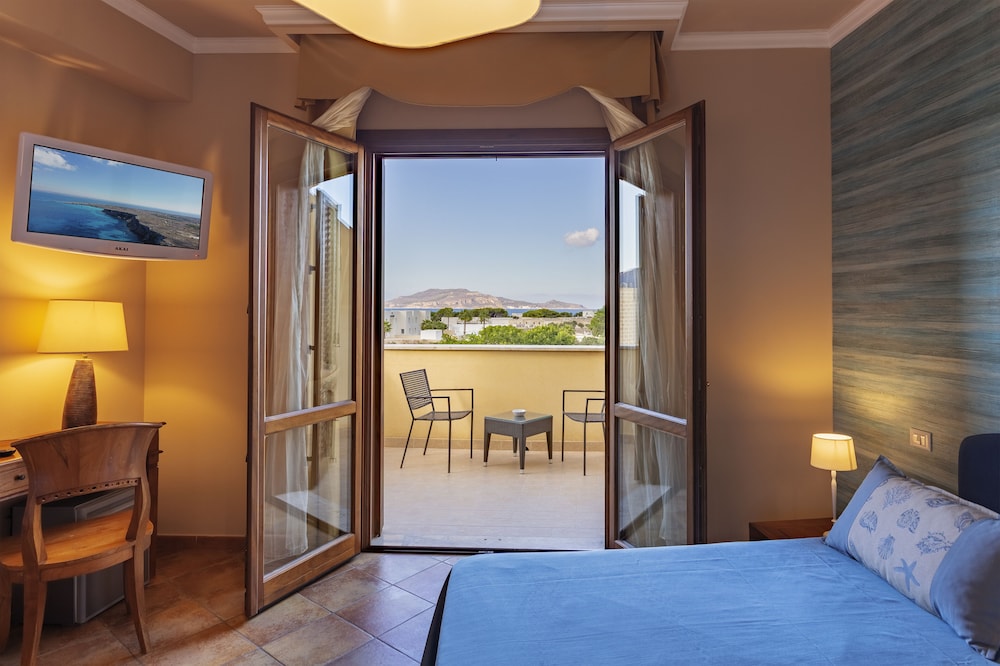 Superior Double or Twin Room photo 1