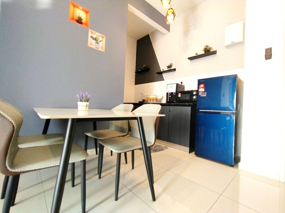 Apartment - Photo 4