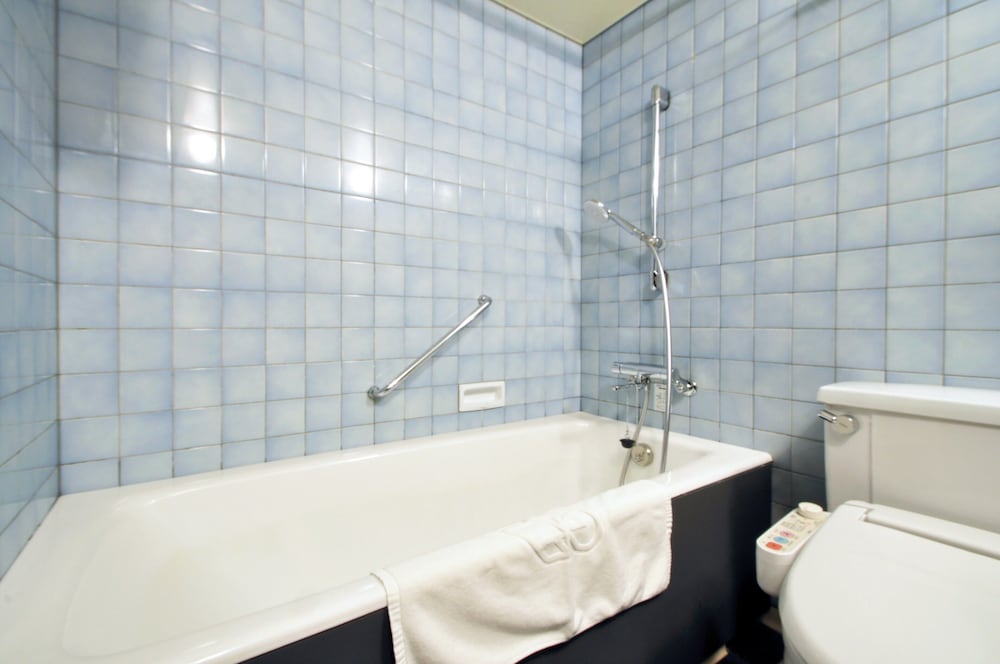 Twin Room, Non Smoking - Photo 2