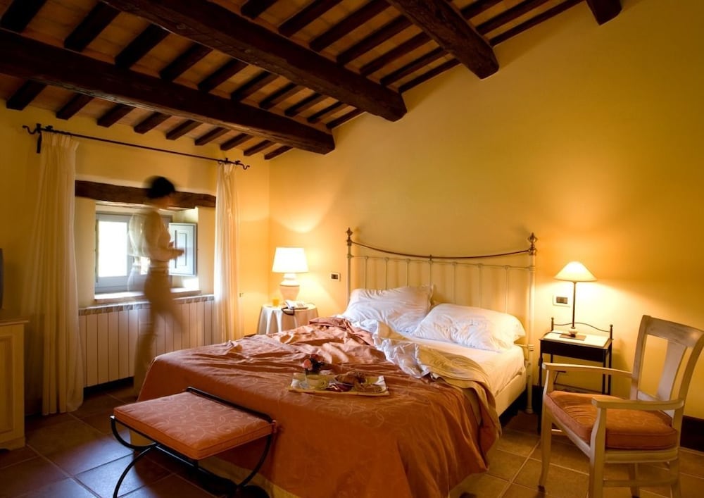 Standard Double Room photo 2