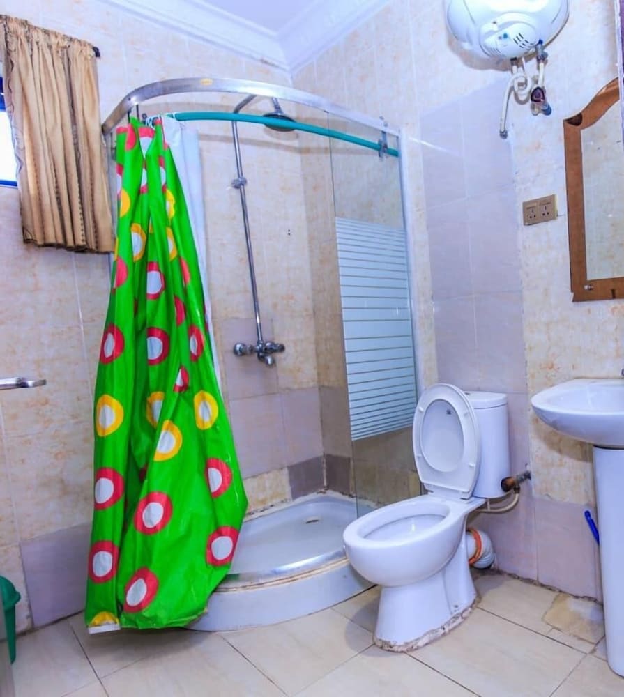 Deluxe Double Room, 1 Queen Bed, Refrigerator, Executive Level photo 3