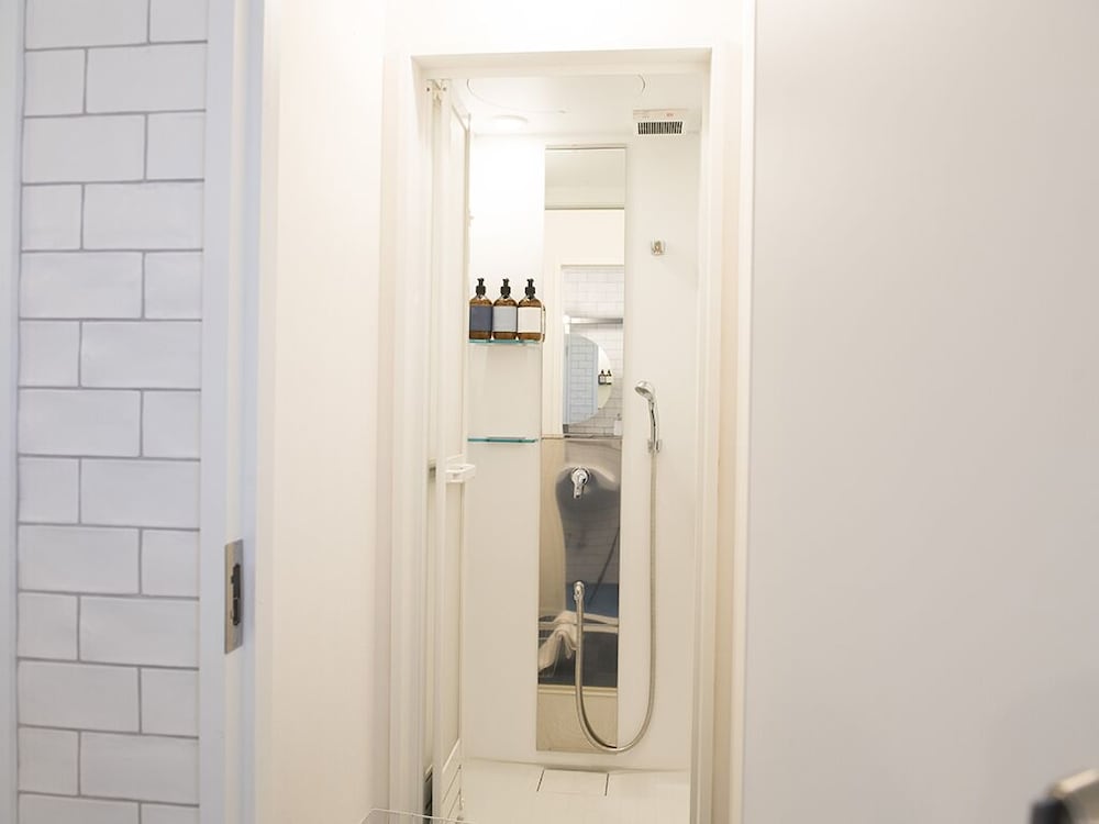 Female Dormitory / Loft Single photo 2