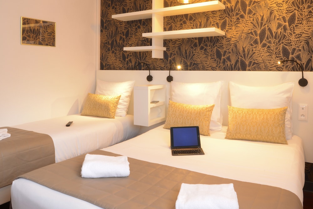 Family Triple Room - Photo 1